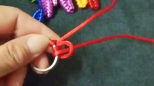 编织记忆 第一季,第一季：时光穿梭的温暖回忆